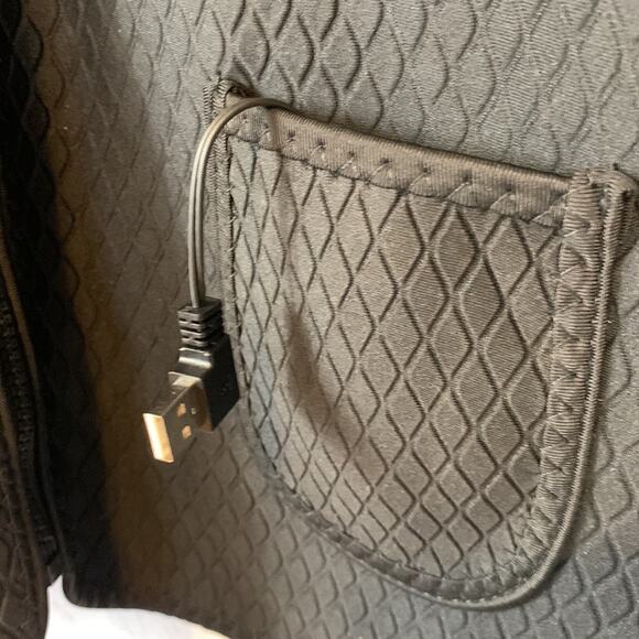 NWOT Men's Heated Vest Black XXL - Picture 2 of 5